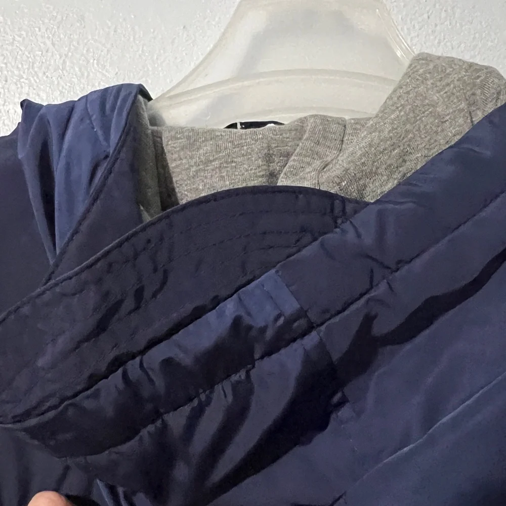 Water Resistant Jacket - Picture 5 of 7